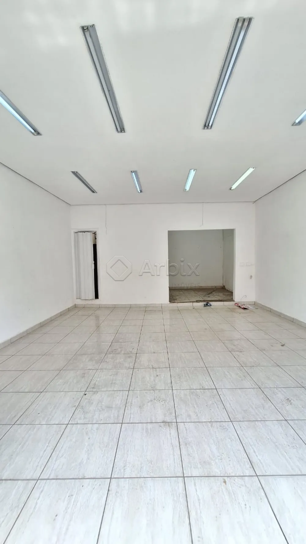 Alugar Comercial / Sal&atilde;o Comercial em Santa B&aacute;rbara D`Oeste R$ 3.100,00 - Foto 4